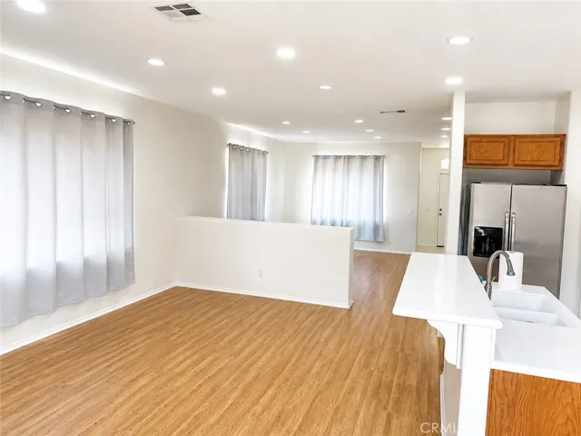 13900 Nelliebell, Victorville, California 92392 — photo 5