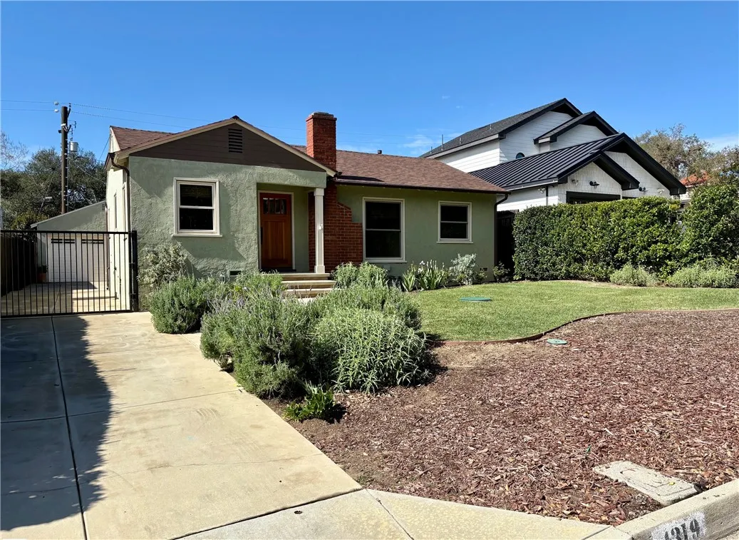 4319 Bel Aire