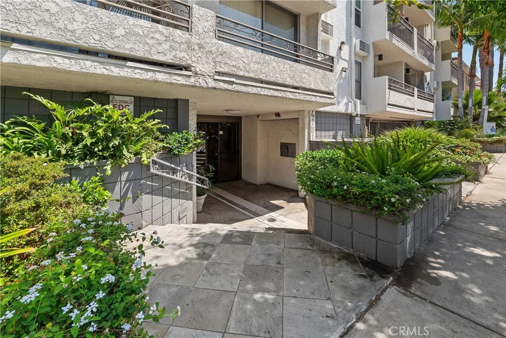 6151 Orange 308, Los Angeles, California 90048 — photo 4