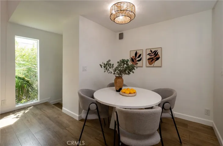 20134 Leadwell 307, Winnetka, California 91306 — photo 4