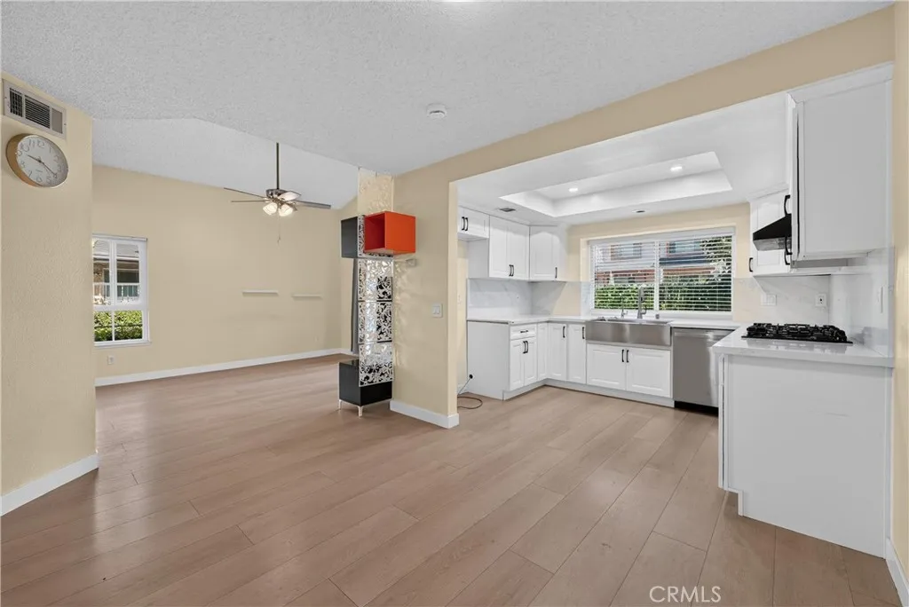 856 Maitland Privado, Ontario, California 91762 — photo 4