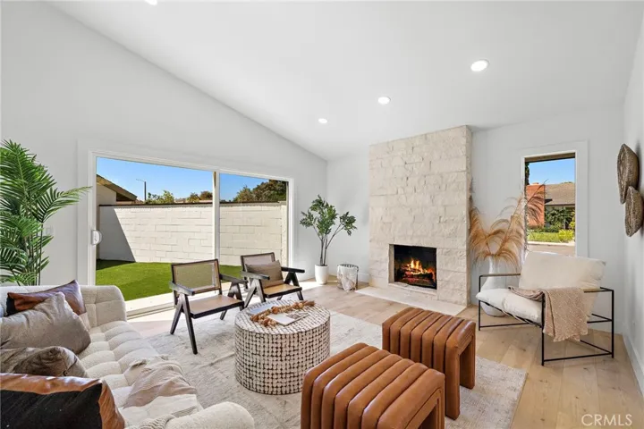 Light Bright and open with Natural Light, Turneky Ready