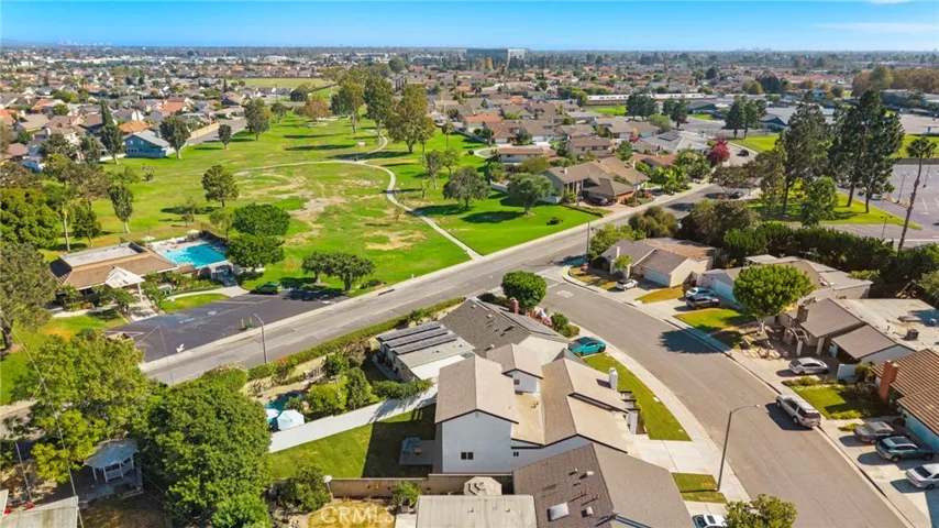 this extraordinary home delivers the style and sophistication of a brand-new luxury residence in one of the area’s most beloved communities.