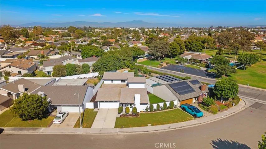 this extraordinary home delivers the style and sophistication of a brand-new luxury residence in one of the area’s most beloved communities.