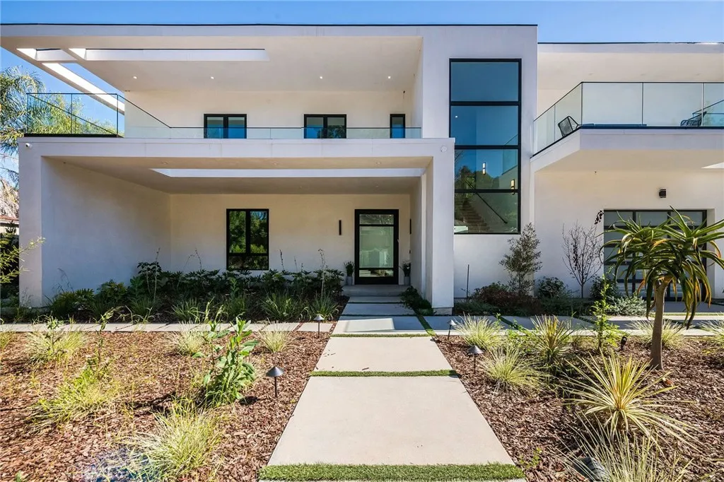 4930 Palomar Drive, Tarzana, California 91356 — photo 4