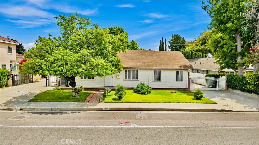 5428 El Monte Ave