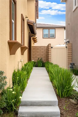 2972 E Calgary, Ontario, California 91761 — photo 4
