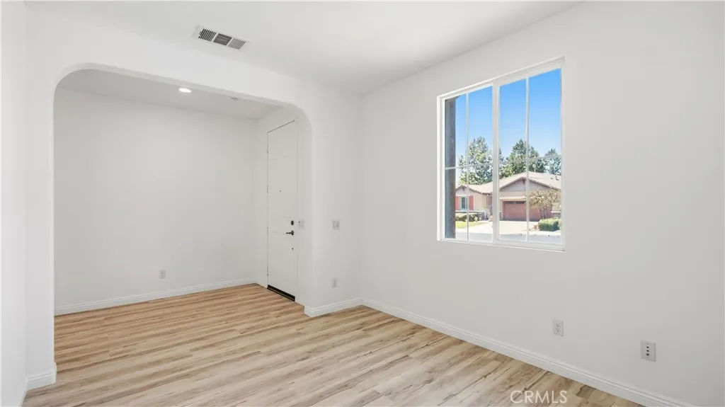 7911 Sea Salt Avenue, Fontana, California 92336 — photo 5