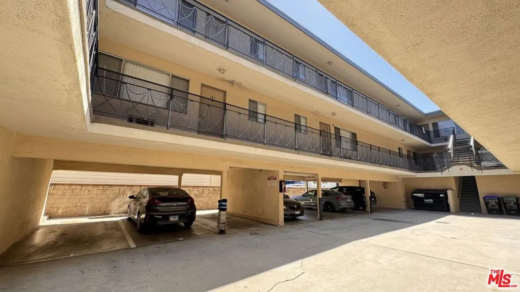 1042 Western Avenue, Glendale, California 91201 — photo 5
