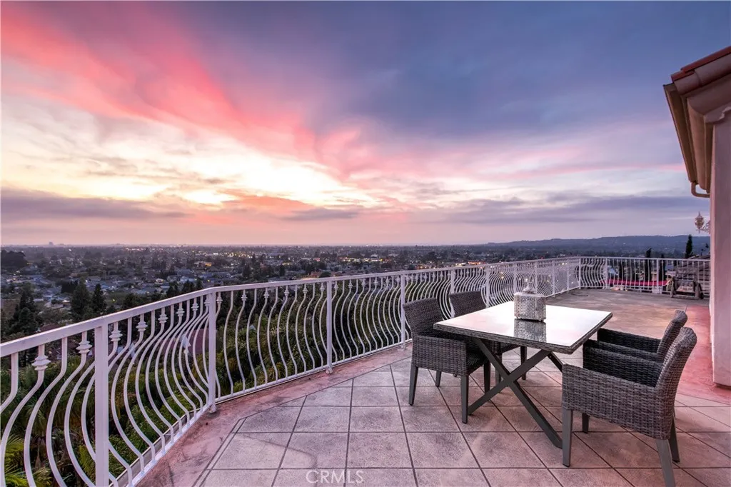 12296 Circula Panorama, Santa Ana, California 92705 — photo 5