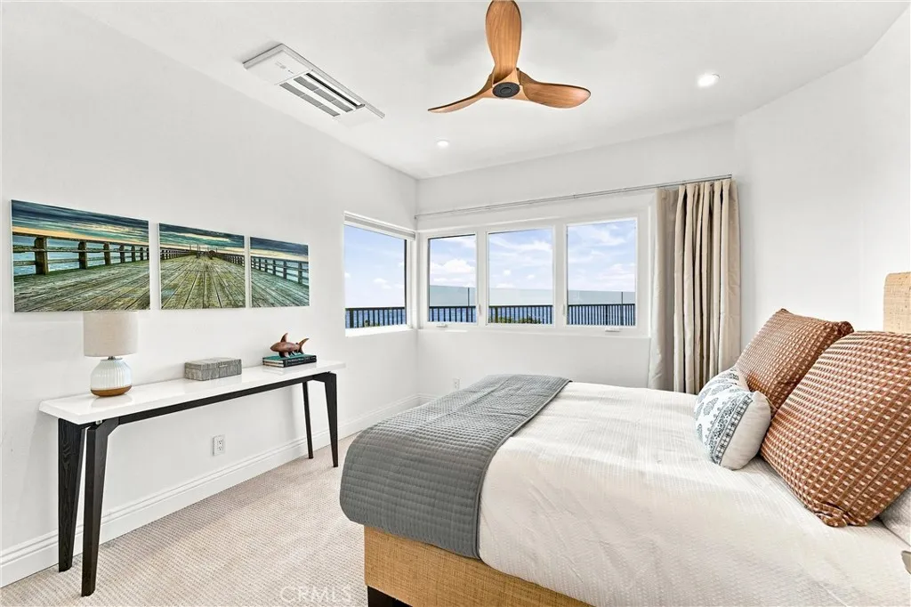 Downstairs Bedroom #1 with Gorgeous Views Downstairs Bedroom #1 with Gorgeous Views