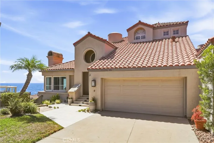 Prime End-of-Cul-de-Sac Location with Spectacular Views from Every Level