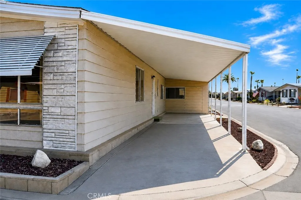 601 N Kirby St 85, Hemet, California 92545 — photo 5