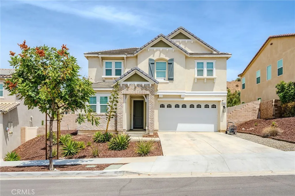 24571 Acadia Dr