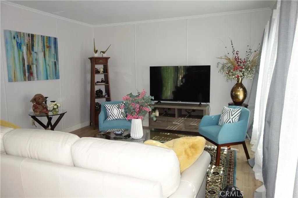 181 Santa Lucia Drive, Hemet, California 92543 — photo 5