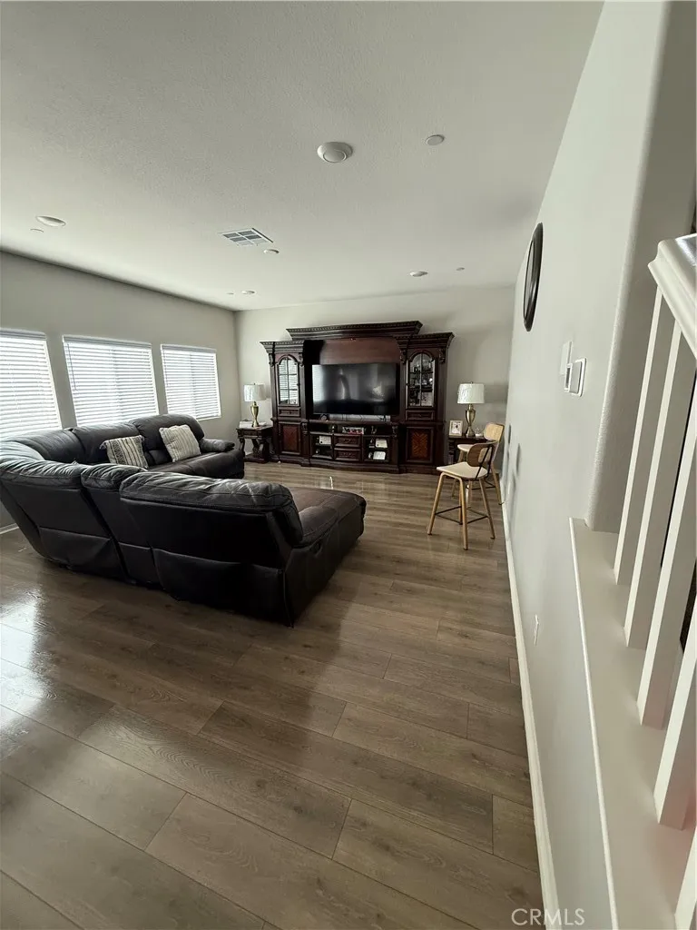 15522 San Francisco, Victorville, California 92394 — photo 5