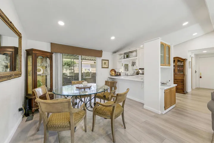 19 DINING MLS
