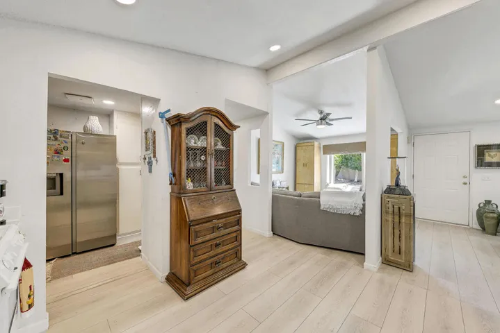 14 KITCHEN MLS