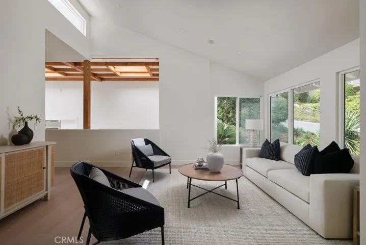 Secondary Living Room