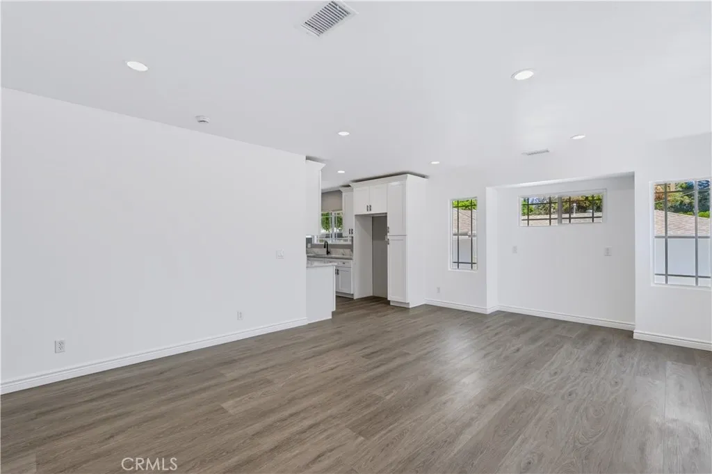 2357 Wilshire, Riverside, California 92501 — photo 4