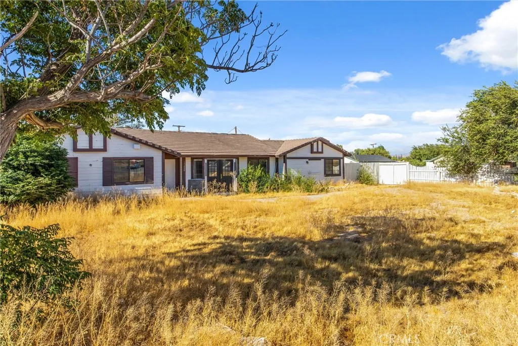 15888 Bear Valley Road, Victorville, California 92395 — photo 4