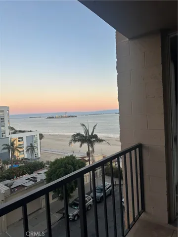 Lani, right view