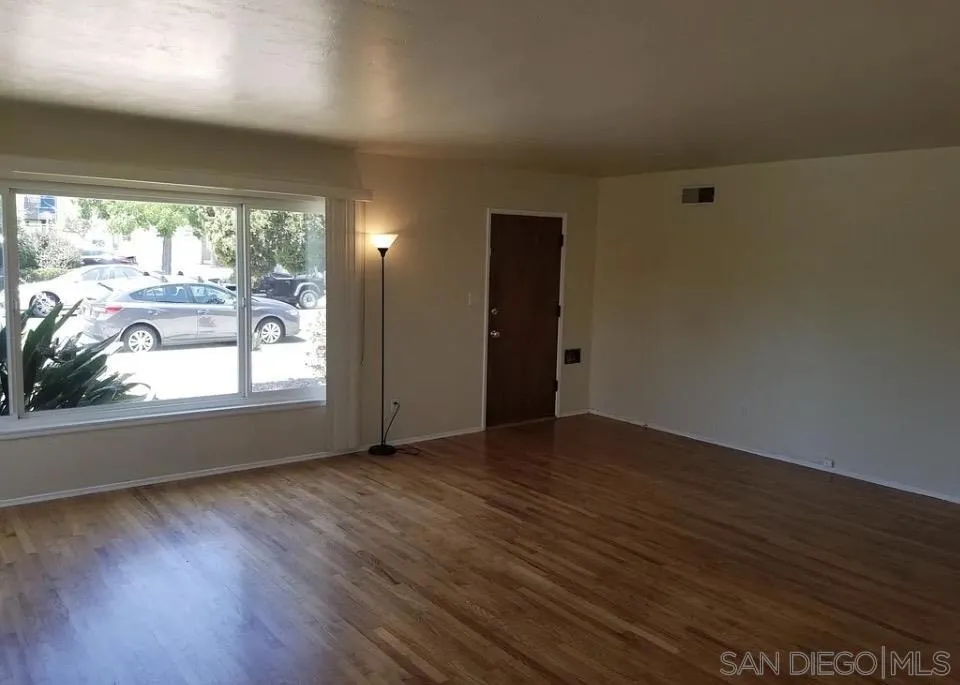 4901 Curry, San Diego, California 92115 — photo 5
