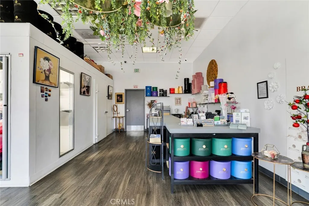 350 N Glendale Avenue D, Glendale, California 91206 — photo 5
