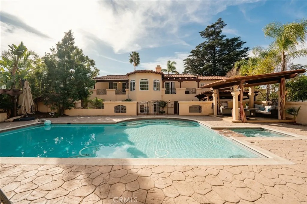 828 S Sunset Canyon