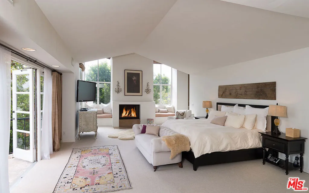 12307 7th Helena Drive, Los Angeles, California 90049 — photo 5