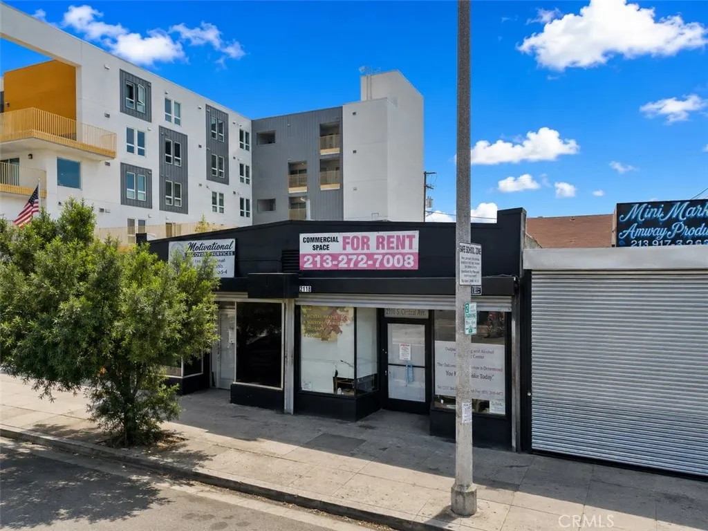 2116 -2118 S Central Ave
