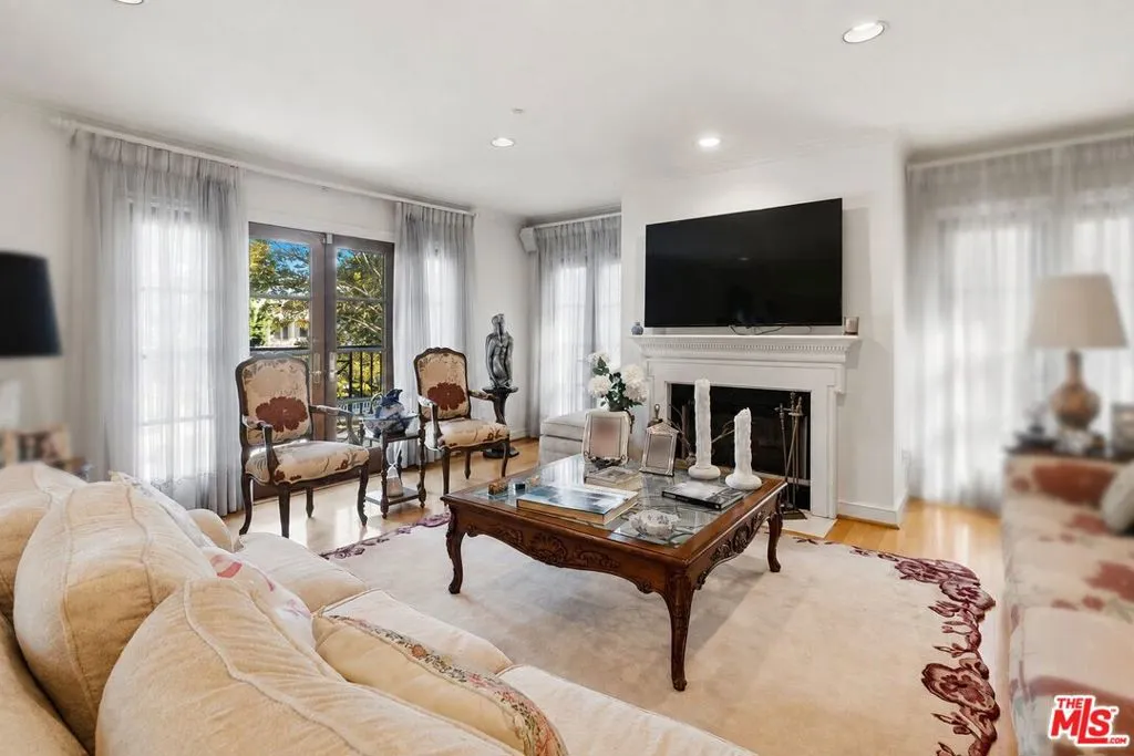 277 S Spalding Drive 203, Beverly Hills, California 90212 — photo 5
