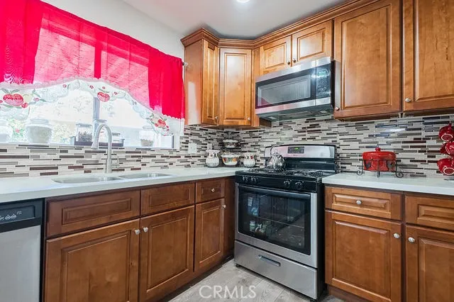 3017 Lake View Drive, Perris, California 92571 — photo 5
