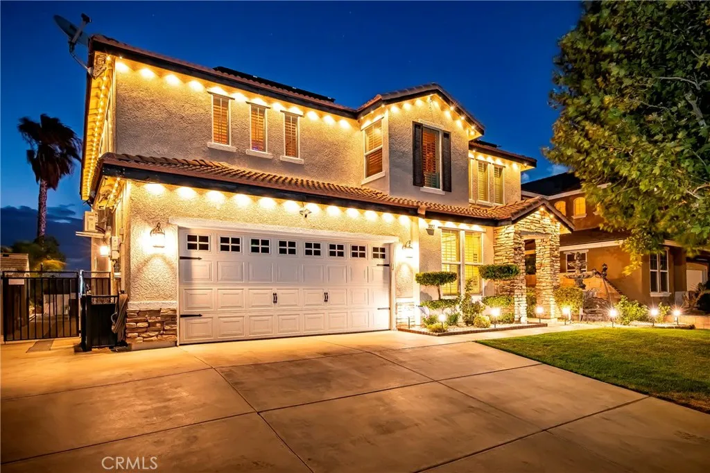 3327 Club Rancho Dr