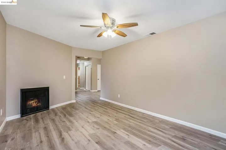 5665 Brush Creek Drive, Stockton, California 95207 — photo 4