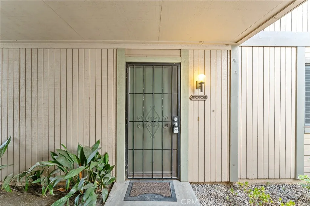 10730 Woodley Avenue 7, Los Angeles, California 91344 — photo 4