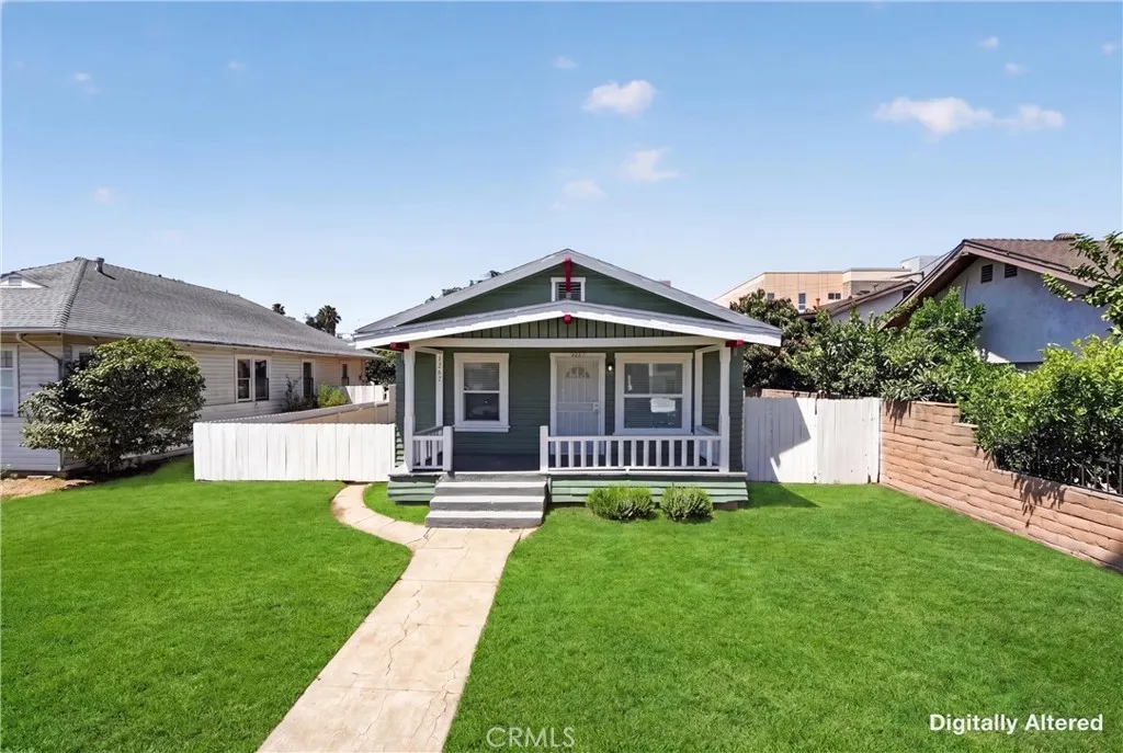 1567 Elm