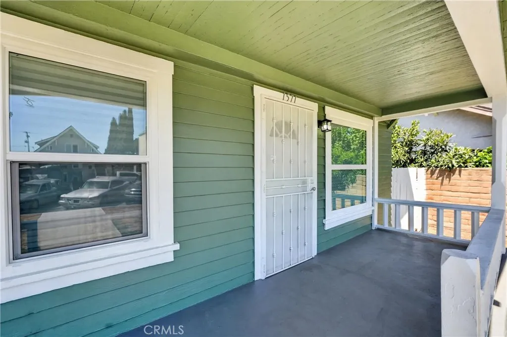 1567 Elm, Long Beach, California 90813 — photo 4