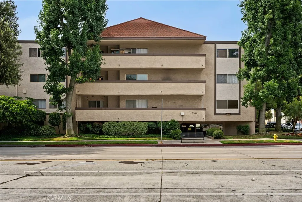 2386 E Del Mar Blvd
