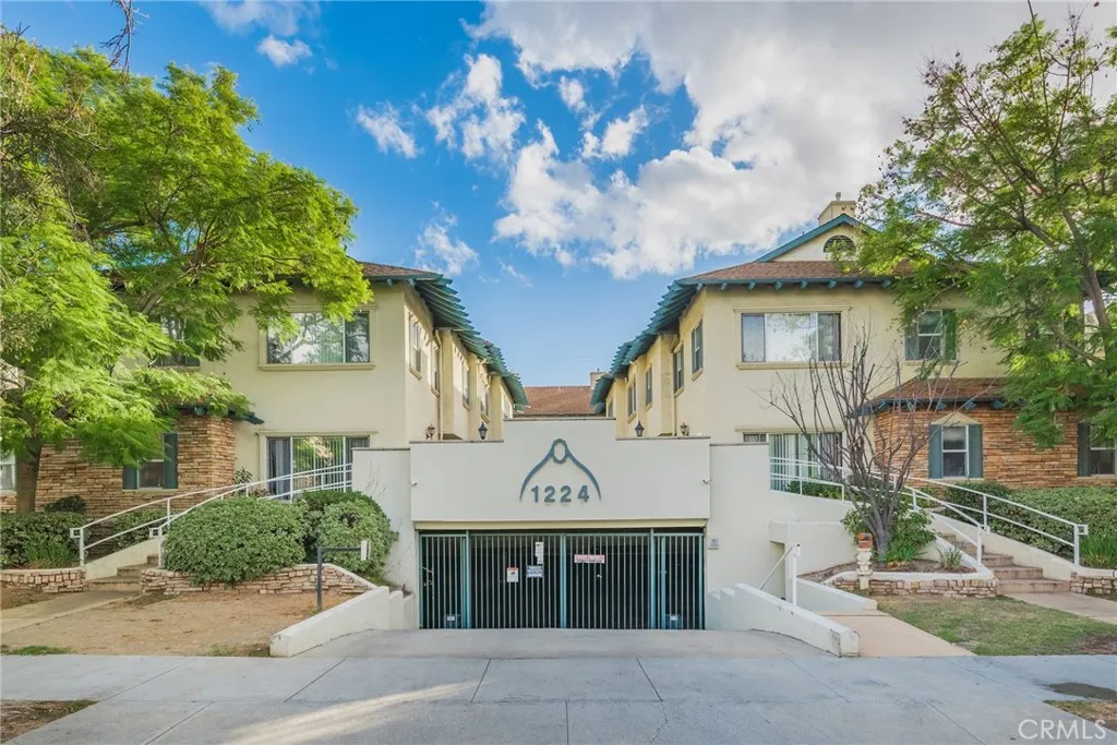 1224 Stanley Ave