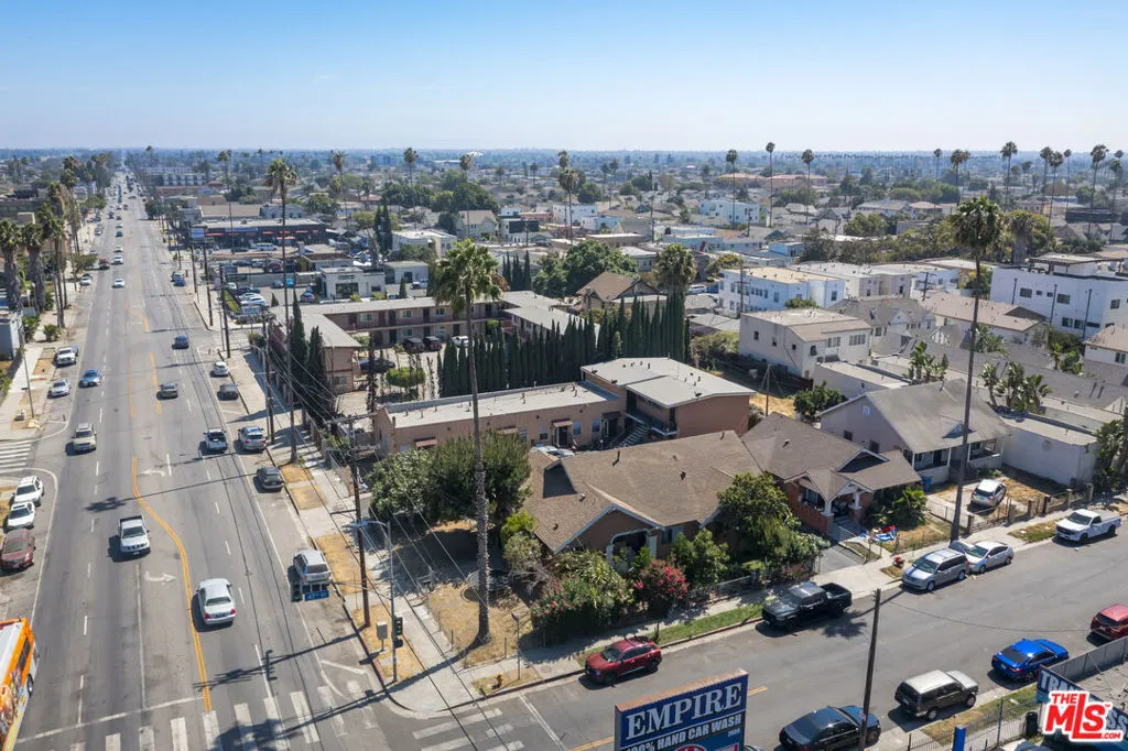 4701 S Figueroa Street, Los Angeles, California 90037 — photo 4