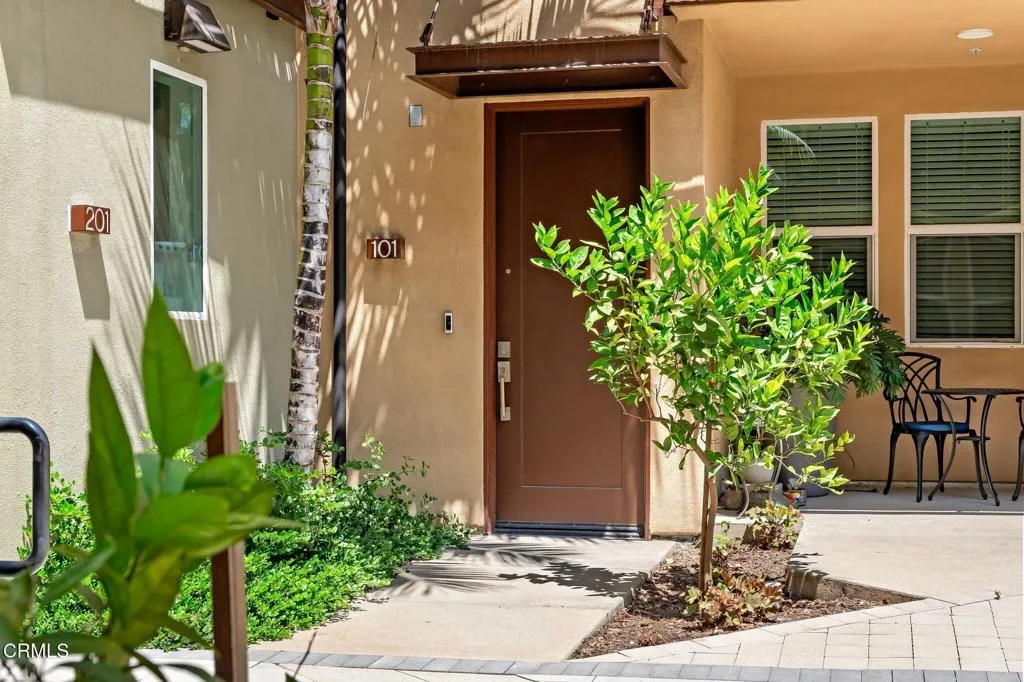 1244 E Thompson Boulevard 101, Ventura, California 93001 — photo 4