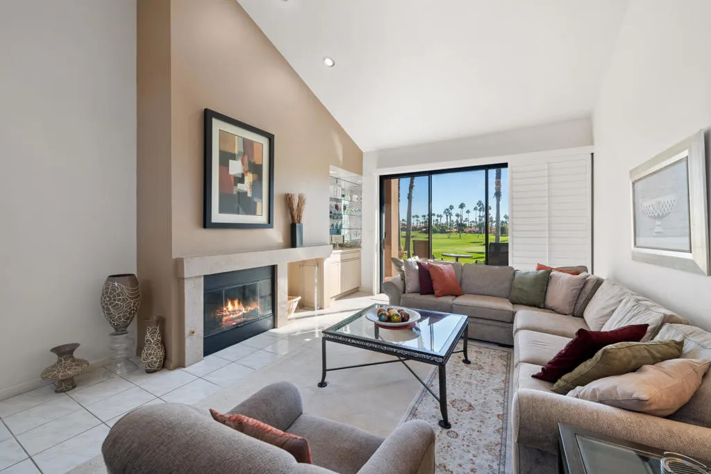 38118 Zinnia Ln