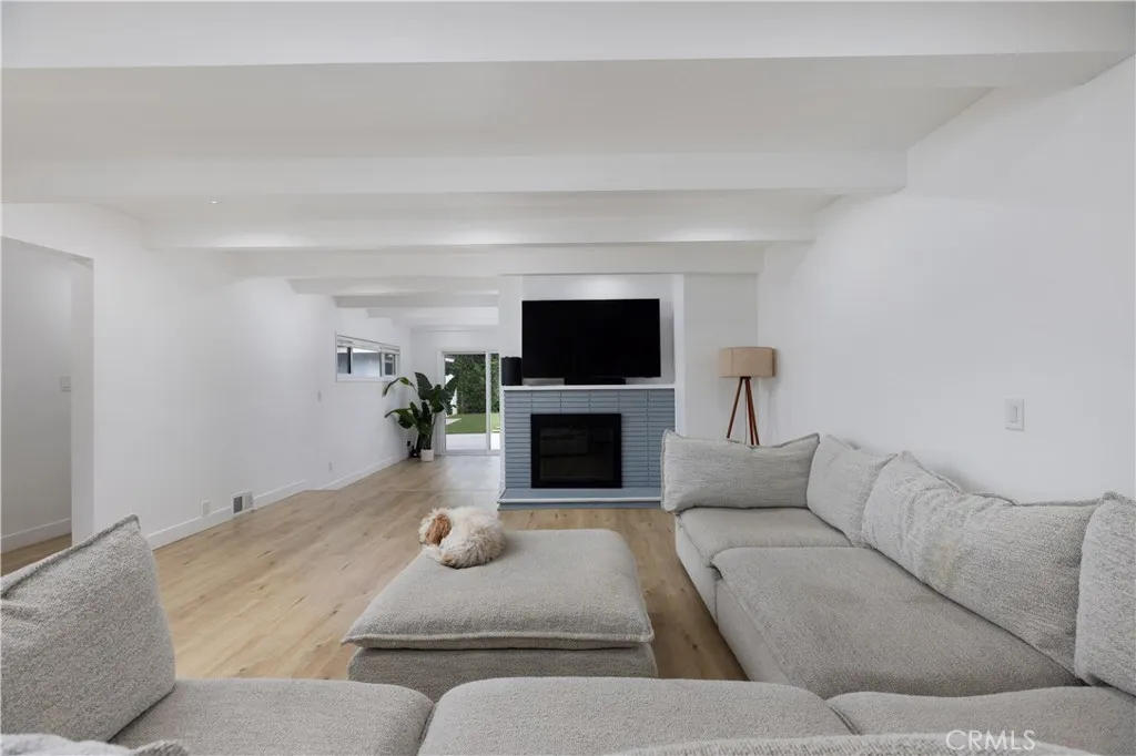 1066 E 45th Way, Long Beach, California 90807 — photo 5
