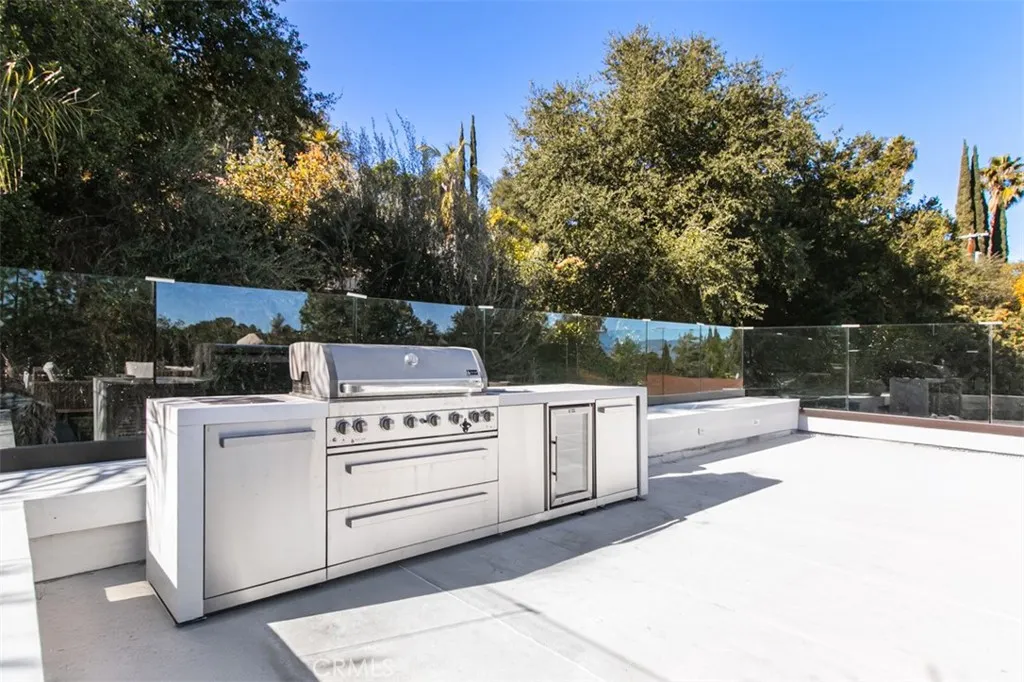 4622 Caritina, Tarzana, California 91356 — photo 4