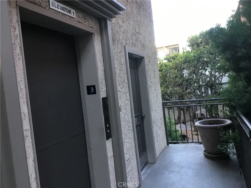 Third Floor Elevator