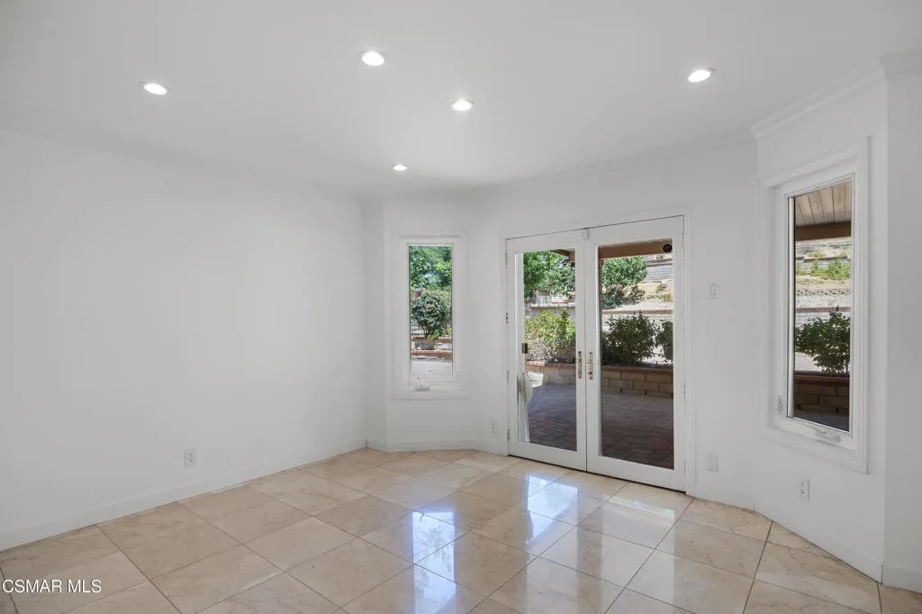 988 Looking Glass Drive, Diamond Bar, California 91765 — photo 5