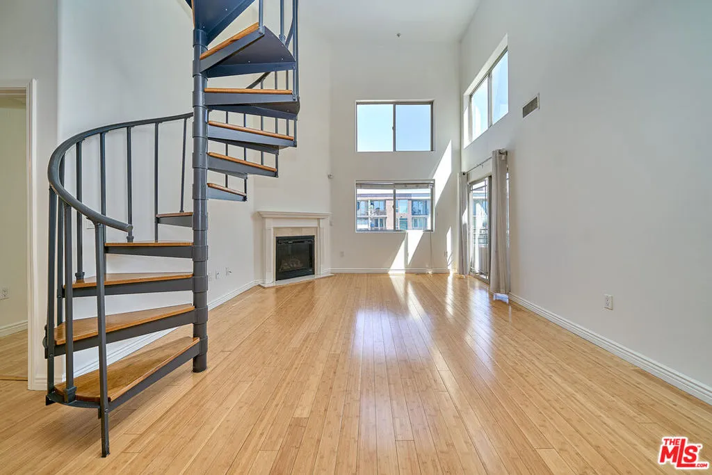 1042 S Kingsley Drive Ph4, Los Angeles, California 90006 — photo 5