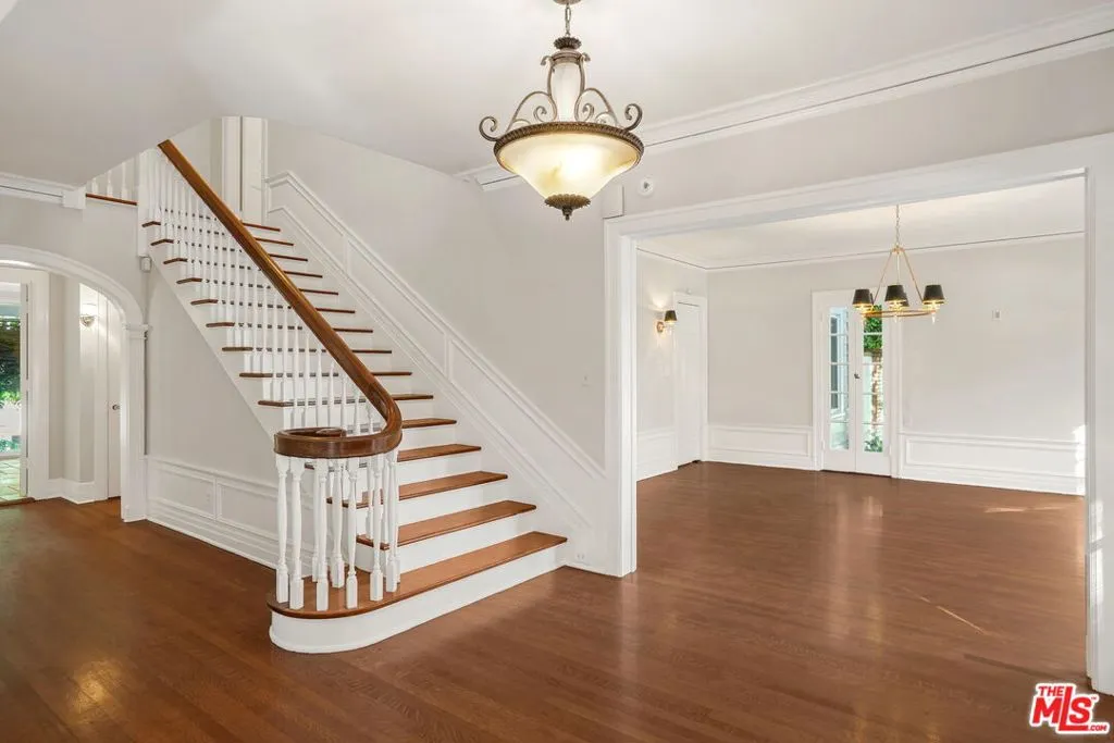 301 S Arden Boulevard, Los Angeles, California 90020 — photo 5