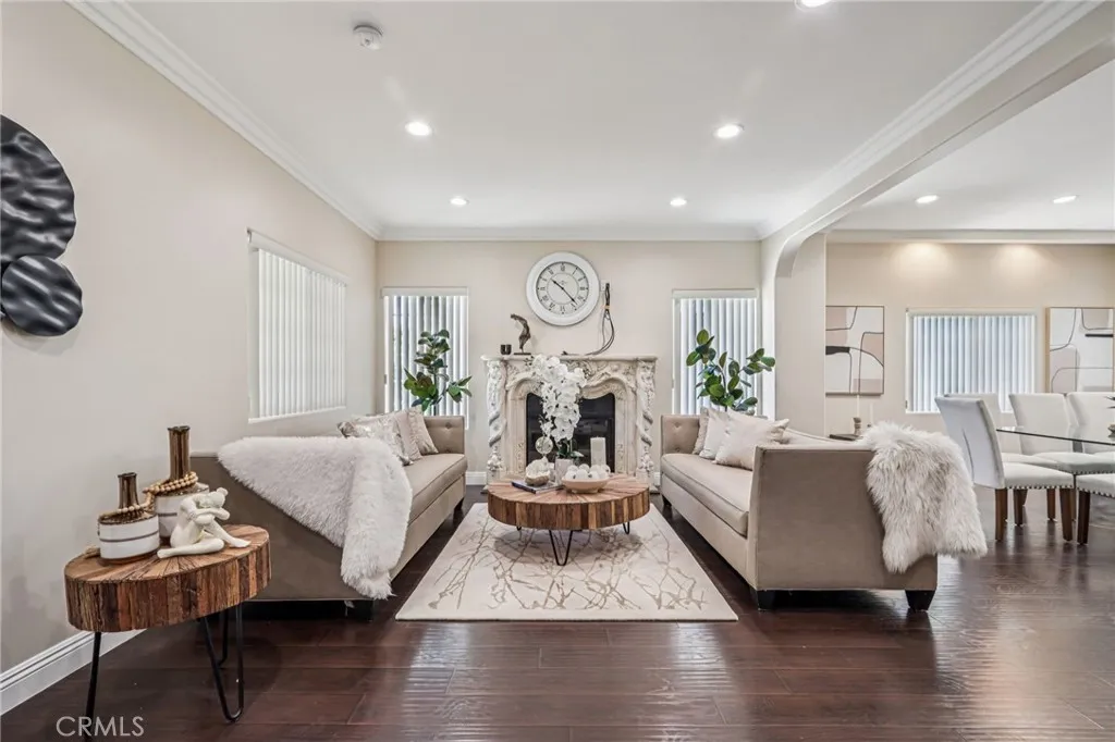 4520 Kingswell Avenue, Los Angeles, California 90027 — photo 5